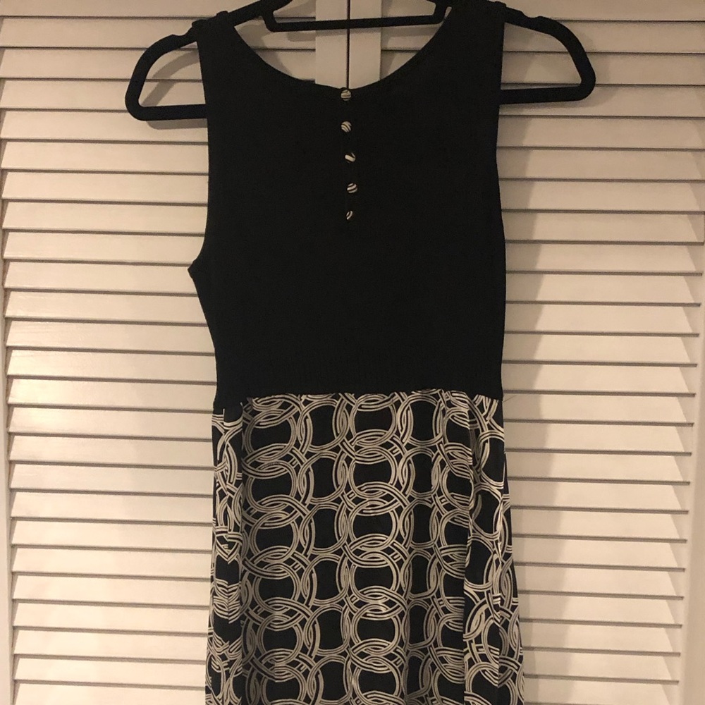 Bebe Dress - Picture 4 of 7